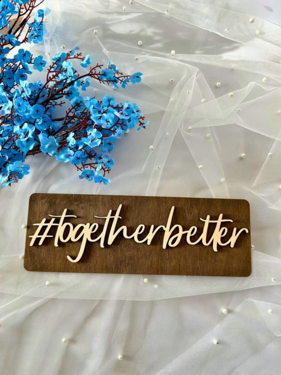 Drewniana tabliczka do zdjęć #togetherbetter