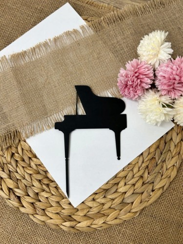 TOPPER NA TORT PIANINO FORTEPIAN